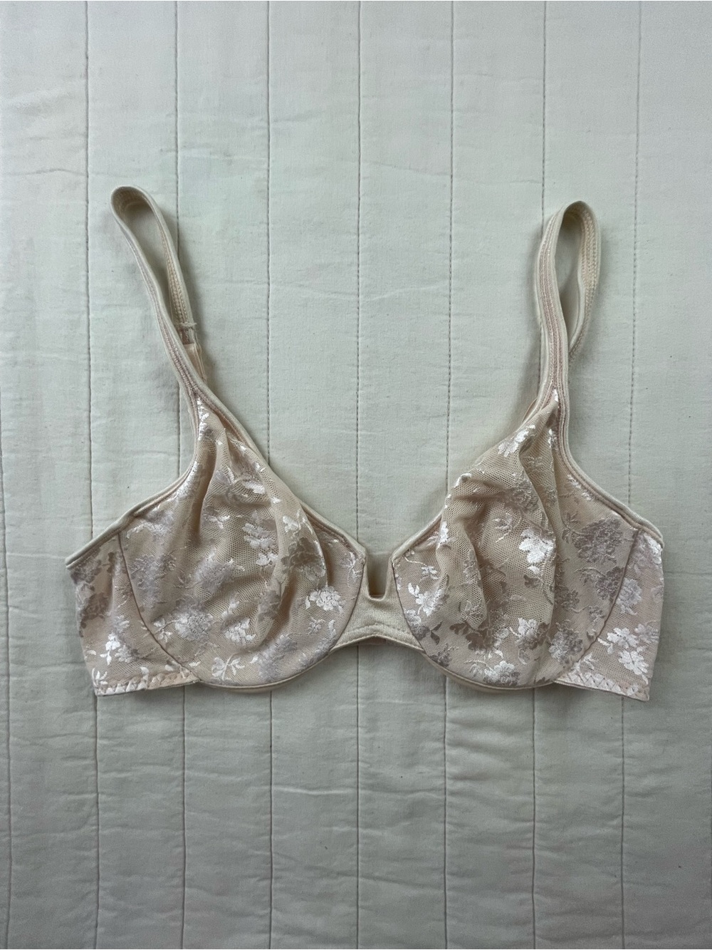 VTG Warners Floral Underwire Bra in Nude 34C